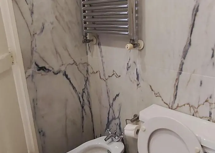 منزل للإقامة Bedrooms In A Shared House In Bairro Alto Praca Camoes *