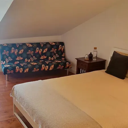 Bedrooms In A Shared House In Bairro Alto Praca Camoes *